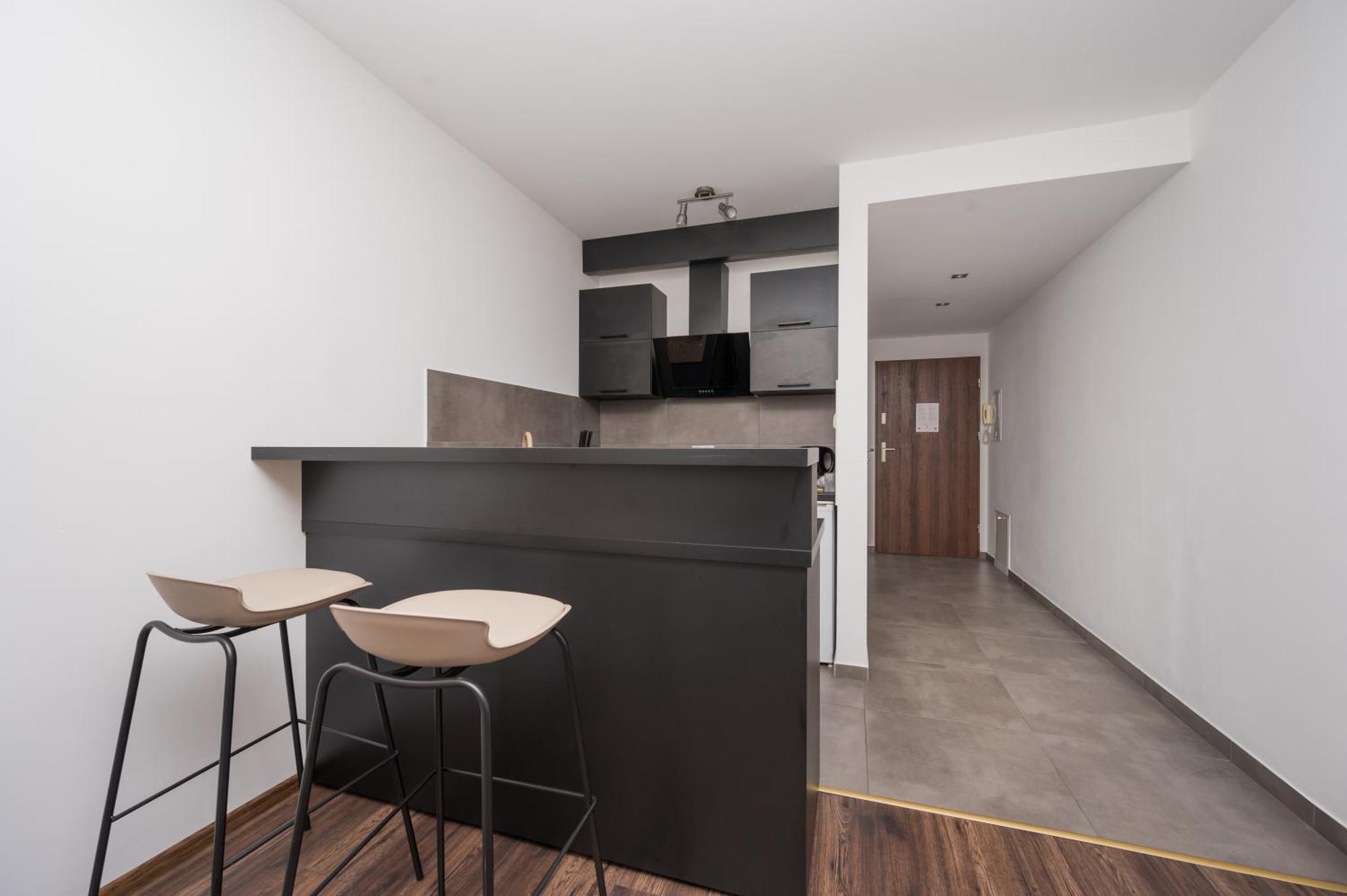 Apartment Rentplanet - Mireckiego *